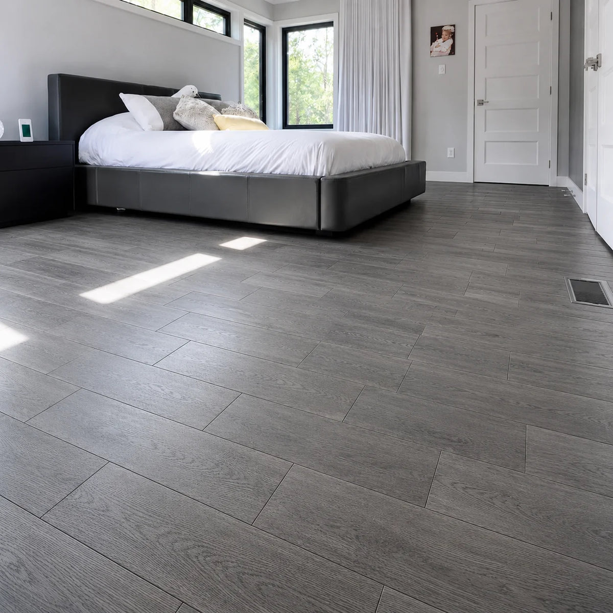 Waterproof Wood Flooring - Transform Your Space in Just 30 Minutes - (60 cm × 15 cm)